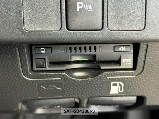 Toyota ROOMY 2023-09 8361428-11