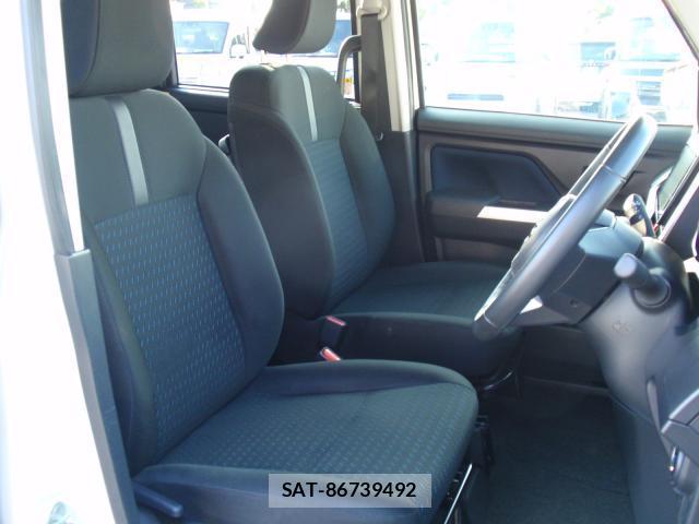 Toyota ROOMY 2022-03 8361890-5