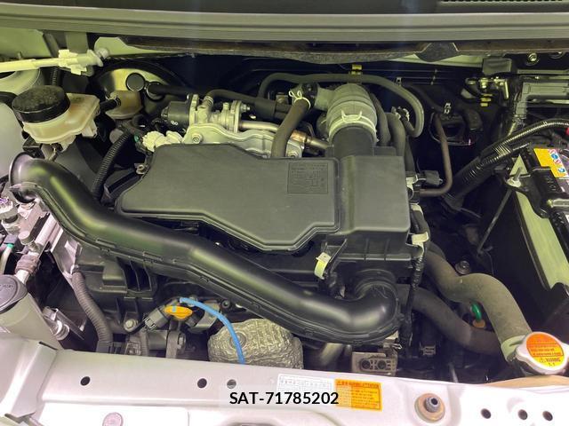 Toyota ROOMY 2021-07 8363077-17