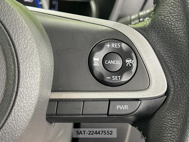 Toyota ROOMY 2023-08 8363588-4