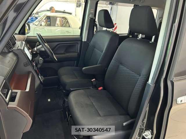 Toyota ROOMY 2020-02 8363614-6
