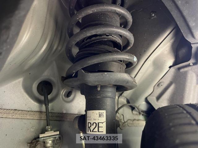 Nissan ROOX 2021-08 8360519-19