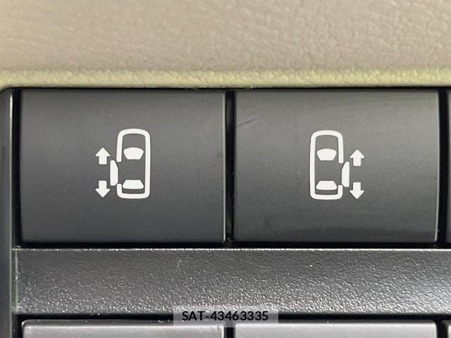 Nissan ROOX 2021-08 8360519-2