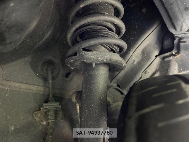 Nissan ROOX 2021-09 8360532-19
