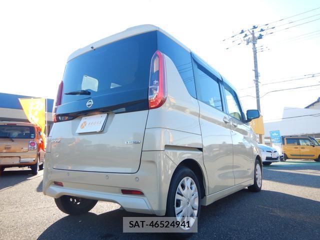 Nissan ROOX 2022-03 8360817-15