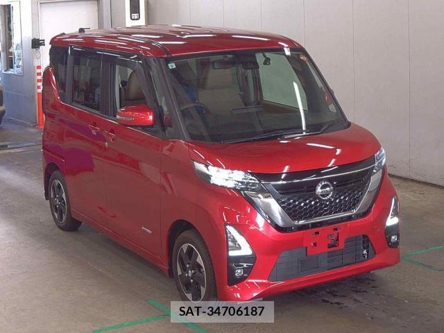 Nissan ROOX 2021-09 8361107-3