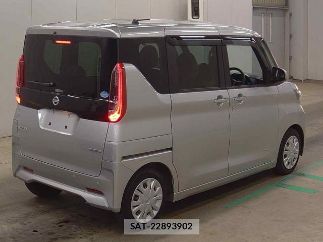 Nissan ROOX 2021-06 8361108-1