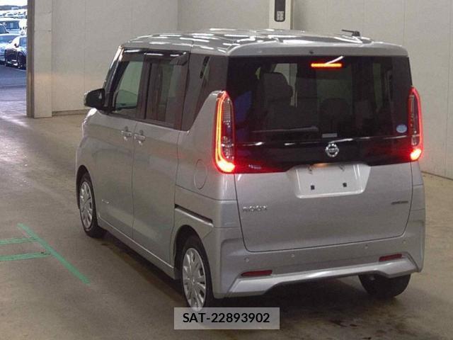 Nissan ROOX 2021-06 8361108-4