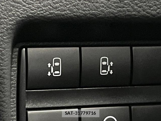 Nissan ROOX 2024-02 8361557-6