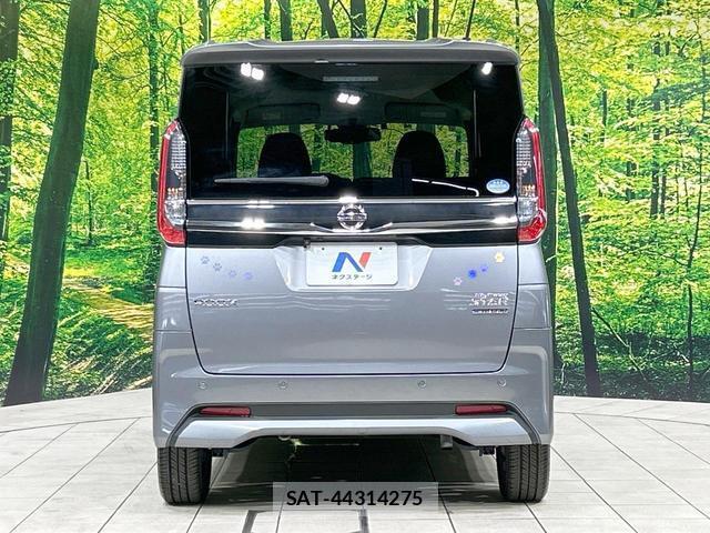 Nissan ROOX 2021-08 8361903-14