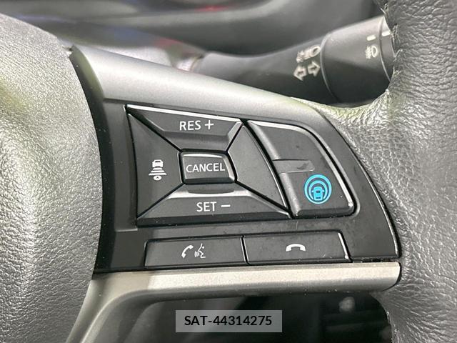 Nissan ROOX 2021-08 8361903-4