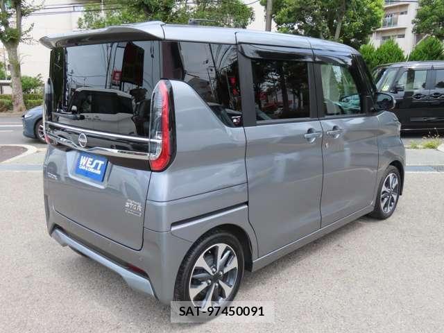 Nissan ROOX 2023-09 8362440-10