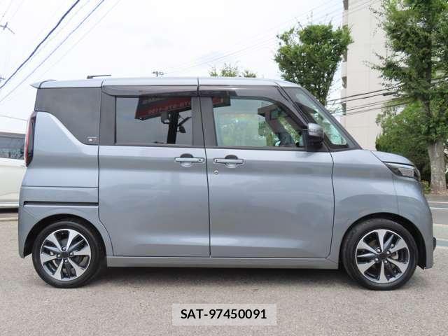 Nissan ROOX 2023-09 8362440-6