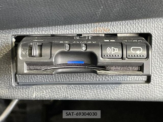 Nissan ROOX 2011-09 8362651-5