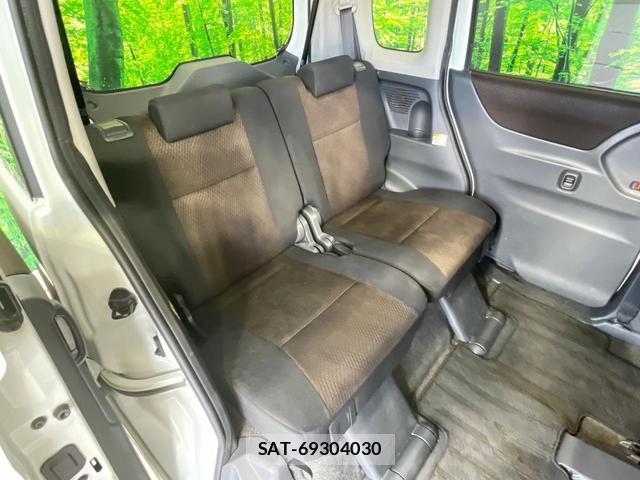 Nissan ROOX 2011-09 8362651-8