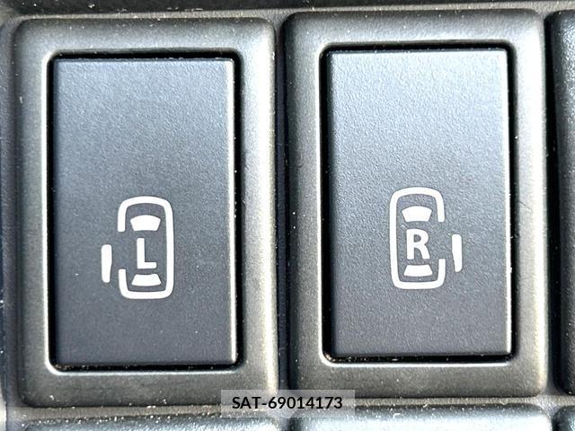 Nissan ROOX 2012-12 8362757-2