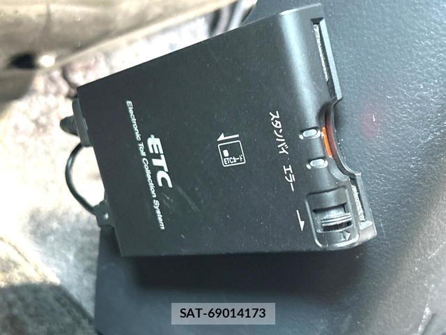 Nissan ROOX 2012-12 8362757-4