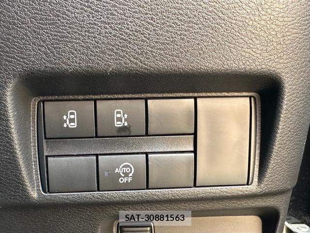 Nissan ROOX 2021-08 8362777-2