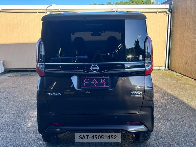 Nissan ROOX 2023-11 8362781-8