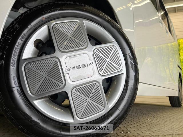 Nissan ROOX 2025-12 8362815-12