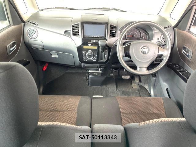 Nissan ROOX 2011-11 8363281-1