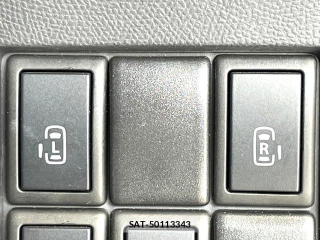 Nissan ROOX 2011-11 8363281-5