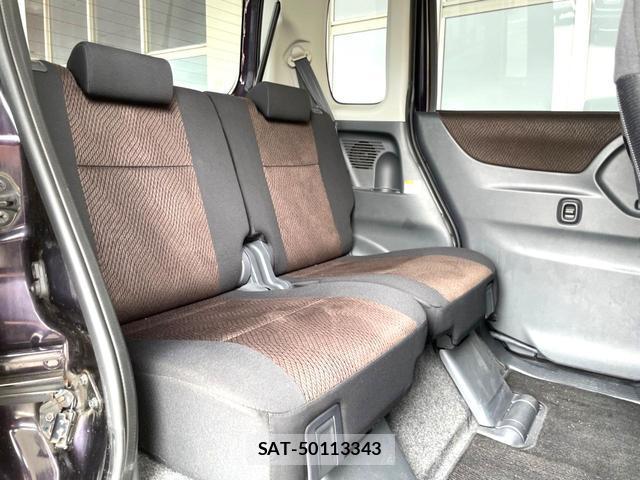 Nissan ROOX 2011-11 8363281-9