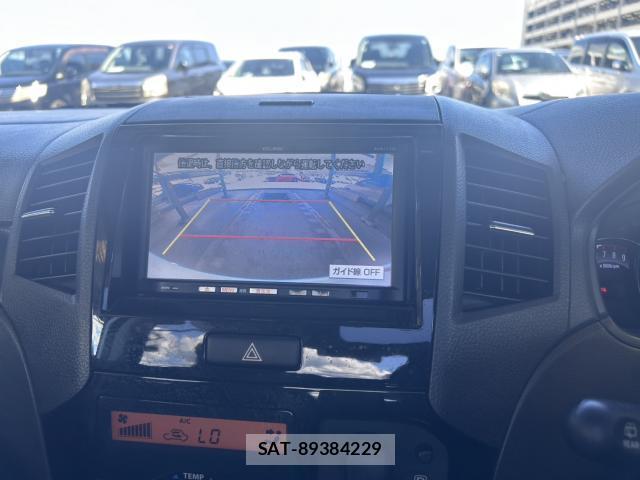 Nissan ROOX 2012-01 8363493-11