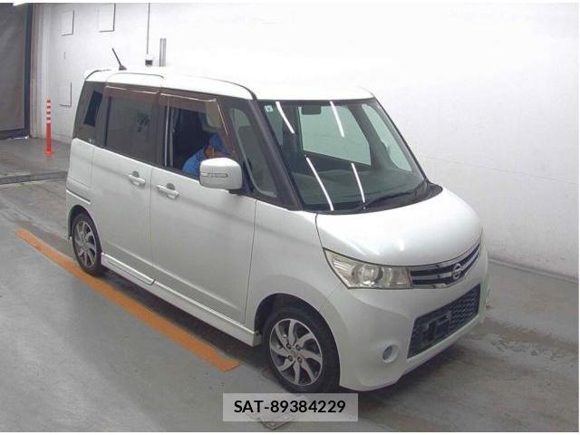 Nissan ROOX 2012-01 8363493-3