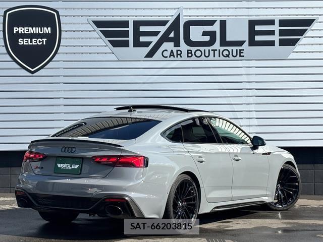Audi RS5 2021-01 8363257-1