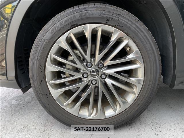 Lexus RX 2021-09 8361066-14