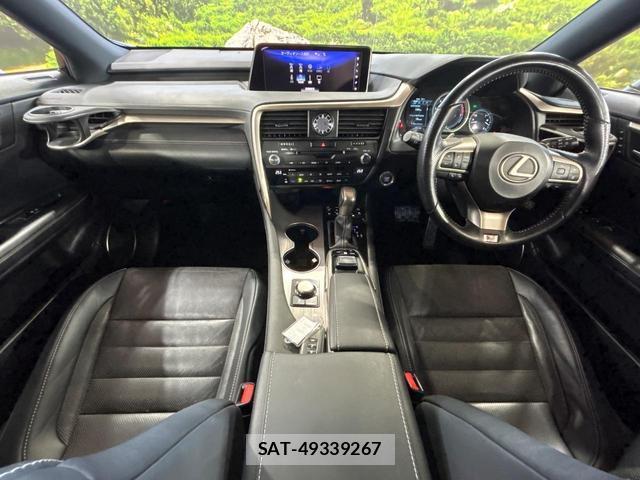 Lexus RX 2017-02 8363153-1