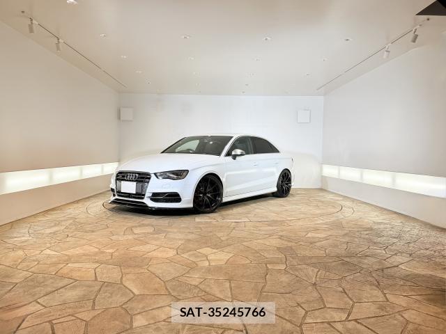 Audi S3 2015-03 8362473-0