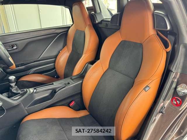 Honda S660 2017-11 8362503-12