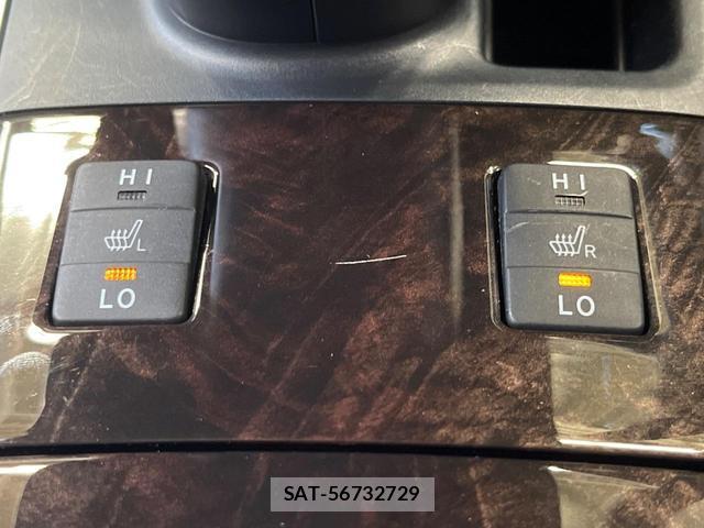 Toyota SAI 2014-09 8362803-5