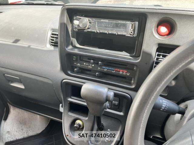 Subaru SAMBAR 2017-01 8363025-10