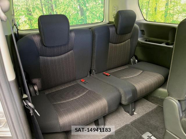 Nissan SERENA 2016-06 8360518-9