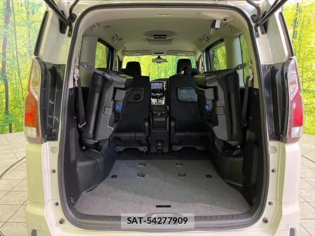 Nissan SERENA 2017-01 8360551-10