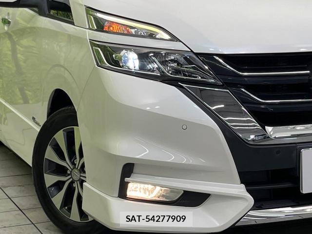 Nissan SERENA 2017-01 8360551-12