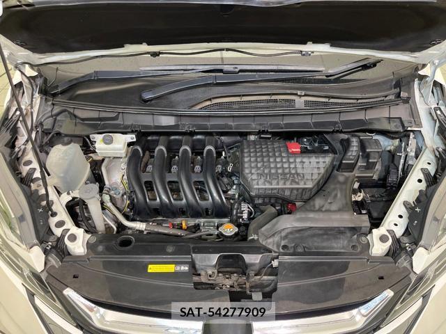 Nissan SERENA 2017-01 8360551-17