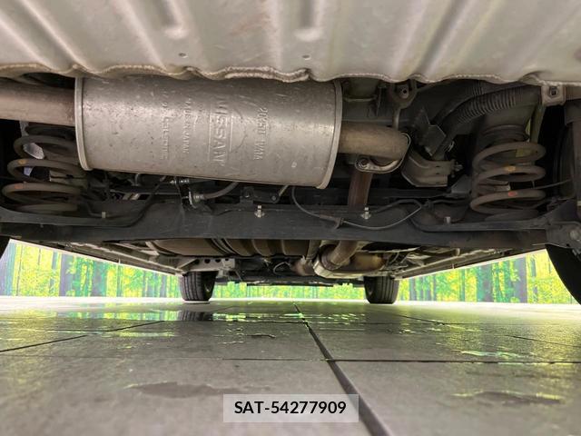Nissan SERENA 2017-01 8360551-18