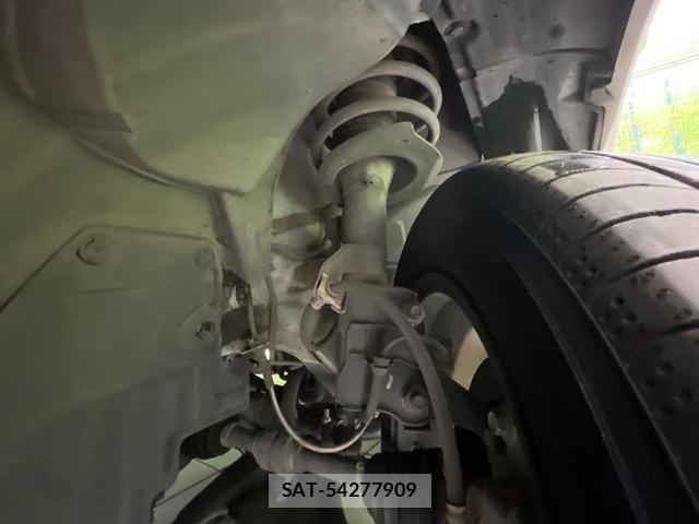 Nissan SERENA 2017-01 8360551-19