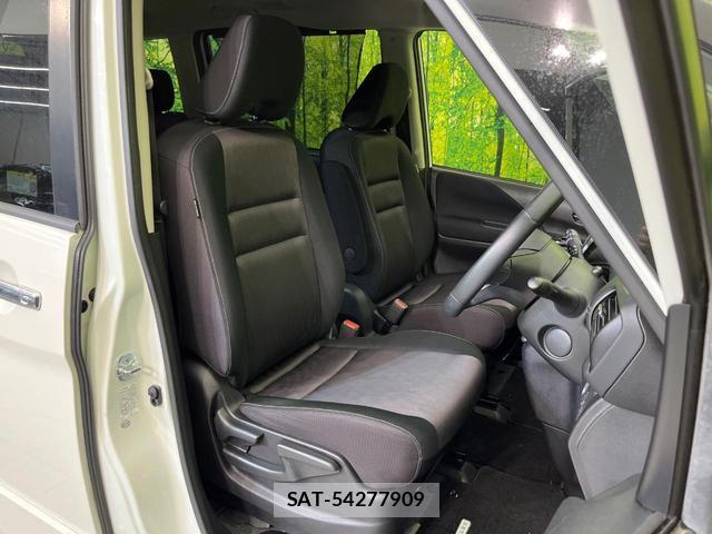 Nissan SERENA 2017-01 8360551-7