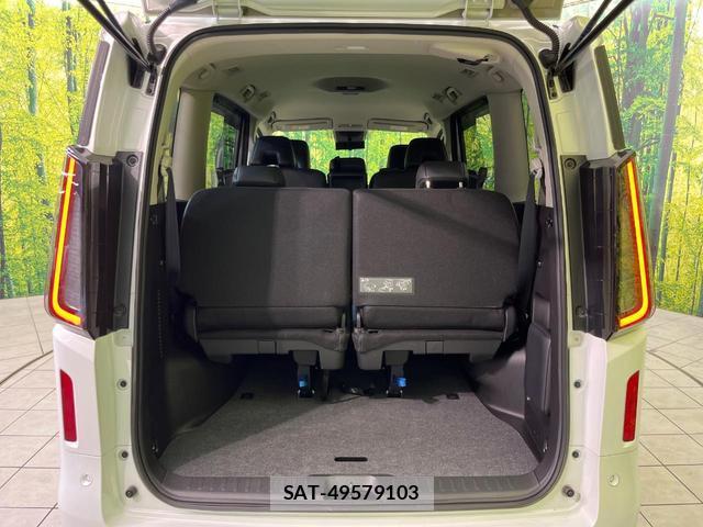 Nissan SERENA 2023-07 8360555-10