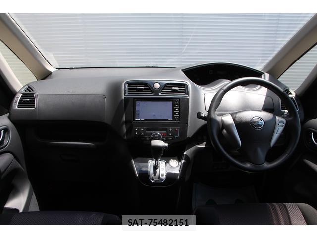 Nissan SERENA 2012-07 8360588-1