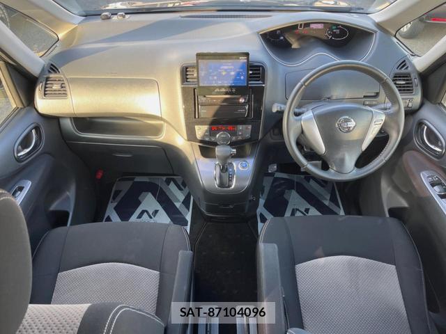 Nissan SERENA 2016-06 8360591-1