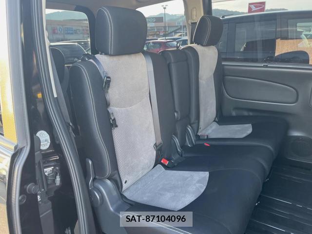 Nissan SERENA 2016-06 8360591-10