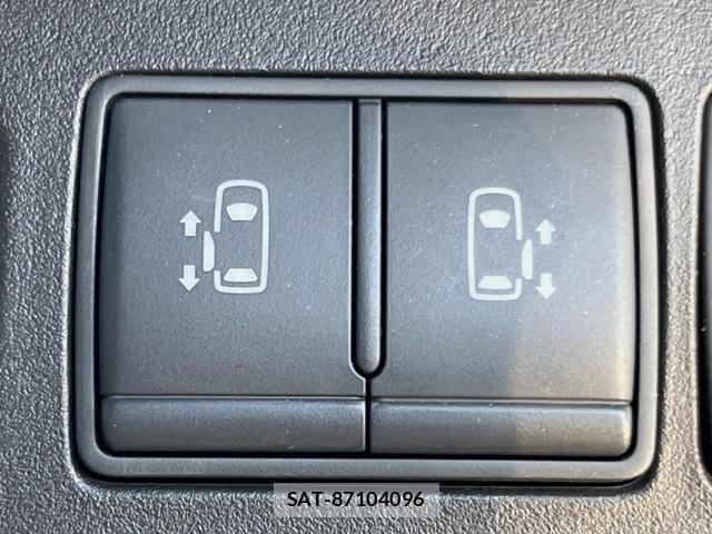 Nissan SERENA 2016-06 8360591-3