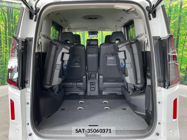 Nissan SERENA 2023-10 8360647-11