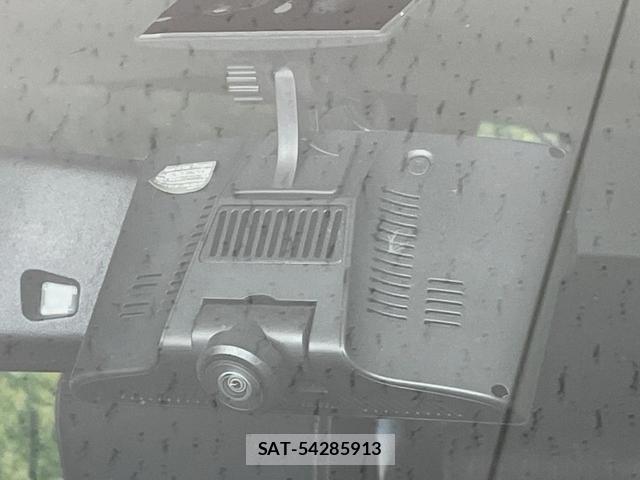 Nissan SERENA 2015-02 8360890-5